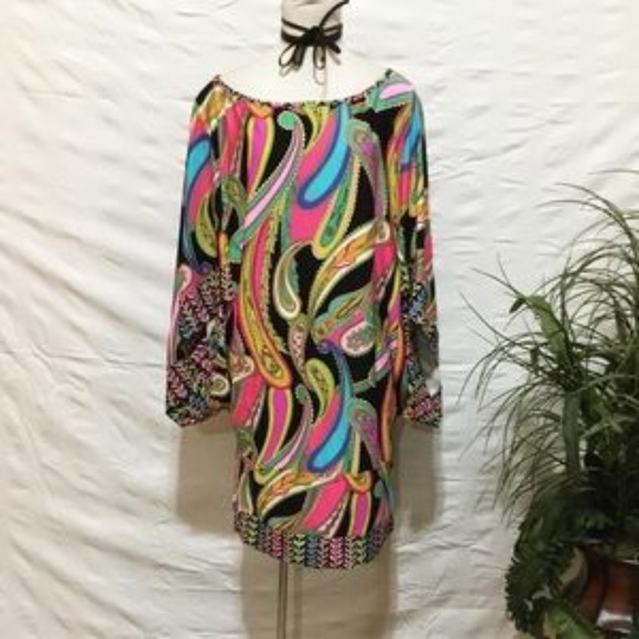Trina Turk Other - Trina Turk size medium